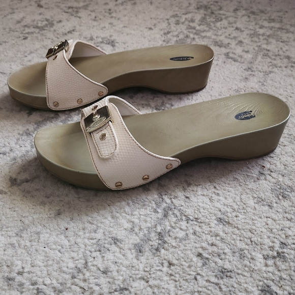 Dr. Scholl's Rubber Exercise Sandals - Picture 5 of 9